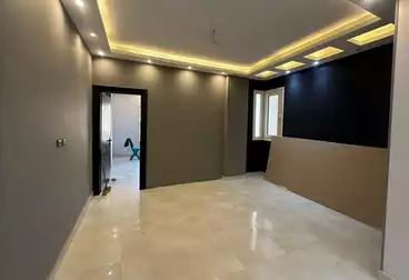 Apartments For sale - 4 rooms - floor 2