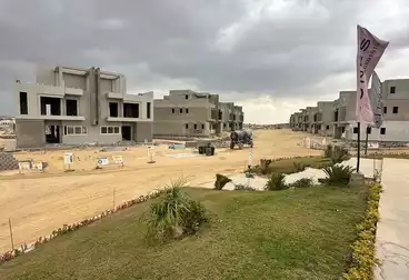 Apartments For sale - 3 rooms - floor 4