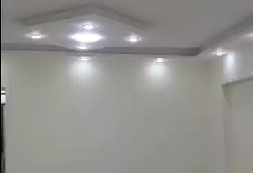 Apartments For sale - 2 rooms - floor 2