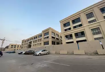 Administrative For sale - 5 rooms - floor 1