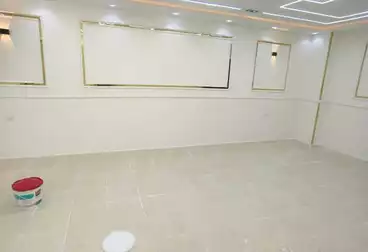 شقق للبيع - 3 غرف - بالدور 1