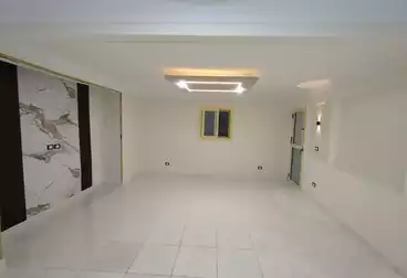 Apartments For sale - 3 rooms - floor 1