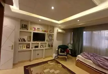 Apartments For sale - 3 rooms - floor 4