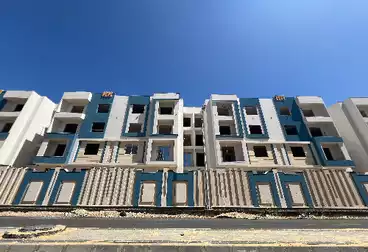 Apartment with Garden For sale - 4 rooms - floor 0