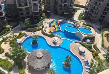Apartment with Garden For sale - 2 rooms - floor 8