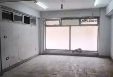 Commercial For sale - floor 0