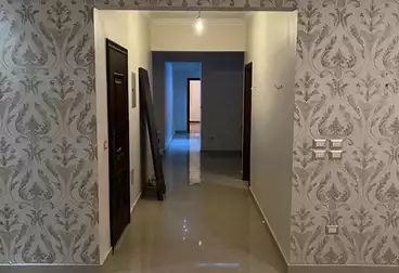 Apartments For sale - 4 rooms - floor 2