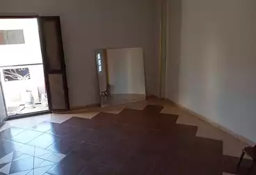 Apartments For sale - 2 rooms - floor 4