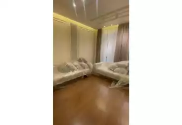 شقق للبيع - 3 غرف - بالدور 1