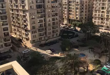 شقق للبيع - 3 غرف - بالدور 8