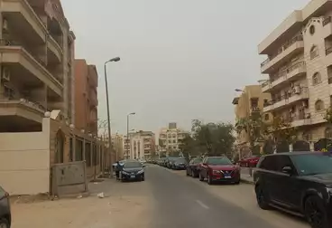 Apartment with Garden For sale - 3 rooms - floor 0