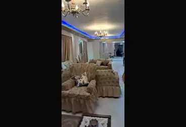 Apartments For sale - 3 rooms - floor 4