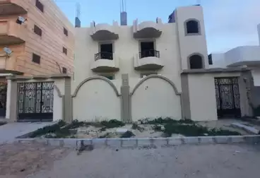 House / Home For sale - 4 rooms