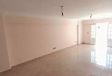 Apartments For rent - 3 rooms - floor 4
