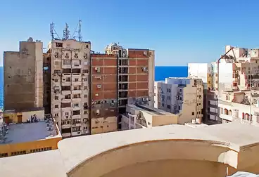 Apartments For sale - 3 rooms - floor 8