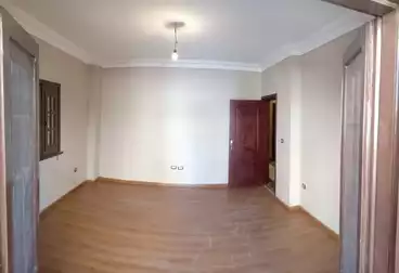 Apartments For sale - 4 rooms - floor 1