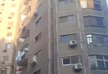 Apartments For sale - 2 rooms - floor 5