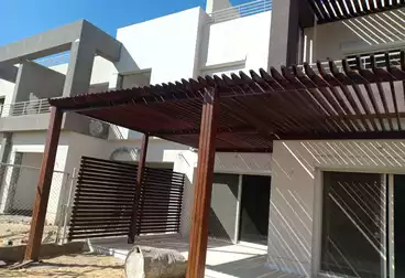 تاون هاوس للبيع - 4 غرف