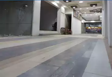 Commercial For sale - floor 0