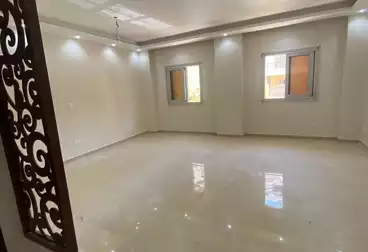 شقق للإيجار - 3 غرف - بالدور 0