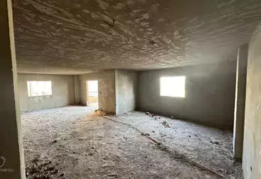Apartments For sale - 4 rooms - floor 1
