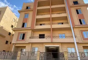 Apartments For sale - 2 rooms - floor 2