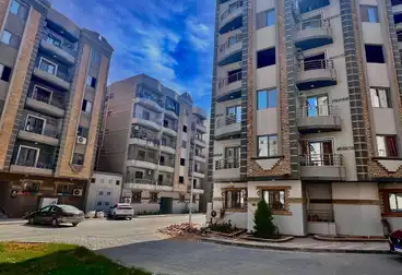 Apartments For sale - 3 rooms - floor 4