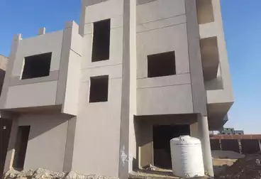 Villas For sale - 4 rooms