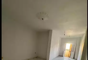 Roof For rent - 3 rooms - floor 6