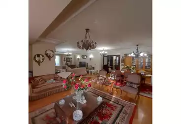 Furnished Apartment For sale - 4 rooms - floor 5