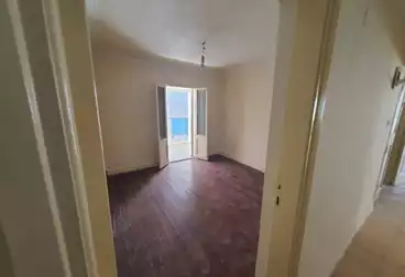 Villas For sale - 4 rooms