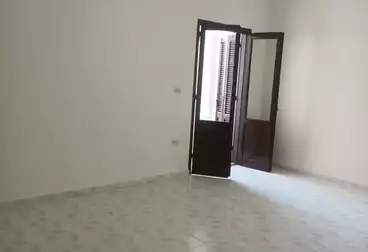 Apartments For sale - 3 rooms - floor 4