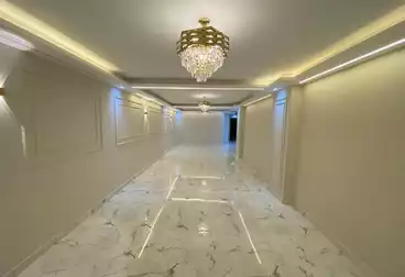 Apartments For sale - 3 rooms - floor 5