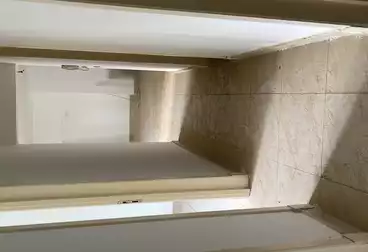 شقة بحديقة للبيع