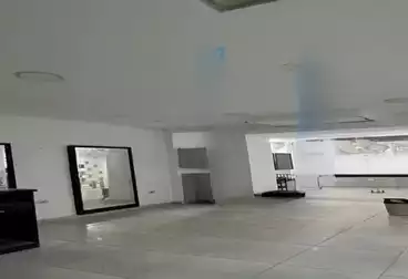 Shops For sale - floor 1