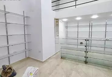 صيدليات للبيع