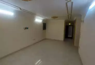 Apartments For sale - 3 rooms - floor 2