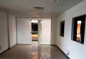 Apartments For sale - 3 rooms - floor 5
