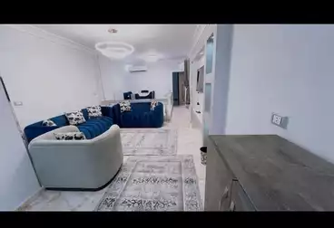 Furnished Apartment For sale - 3 rooms - floor 13