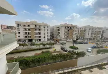 Apartments For sale - 3 rooms - floor 2