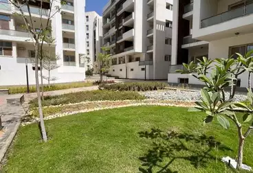 Apartments For sale - 3 rooms - floor 4