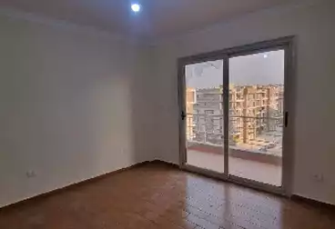 Apartments For sale - 3 rooms - floor 5