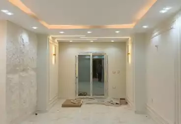 Apartments For sale - 3 rooms - floor 1