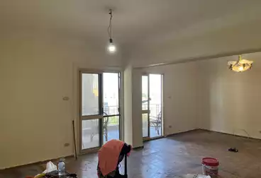 Apartments For sale - 2 rooms - floor 7