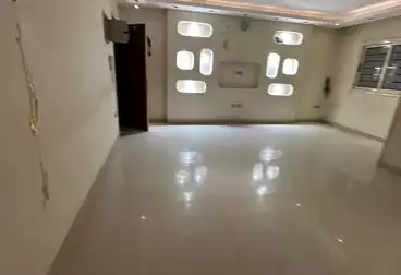 Apartments For sale - 2 rooms - floor 1