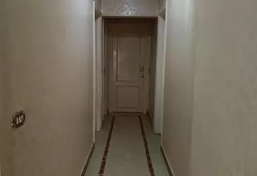 Apartments For sale - 4 rooms - floor 1