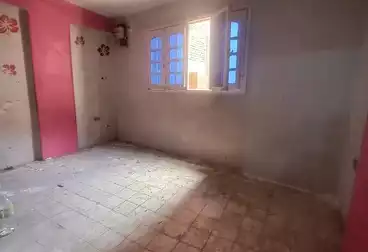 Apartments For sale - 2 rooms - floor 4