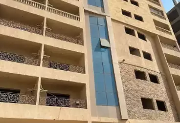 شقق للبيع - 3 غرف - بالدور 4
