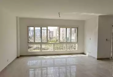 Apartments For sale - 3 rooms - floor 5