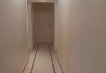 Apartments For sale - 3 rooms - floor 1